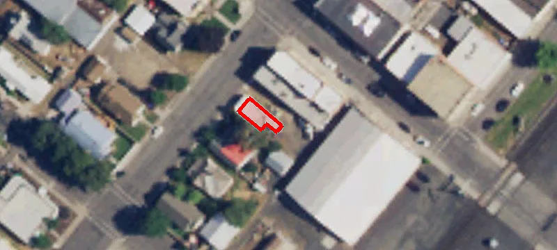 307 Main Ave