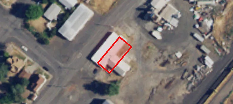 402 Main Ave