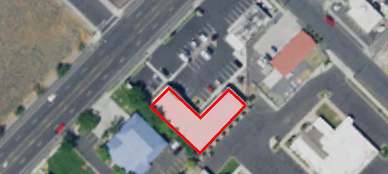 2323 Broadway Ave