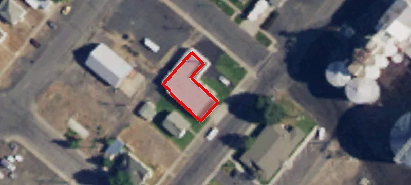 211 Main Ave