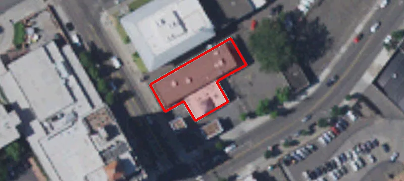 106 2nd Ave