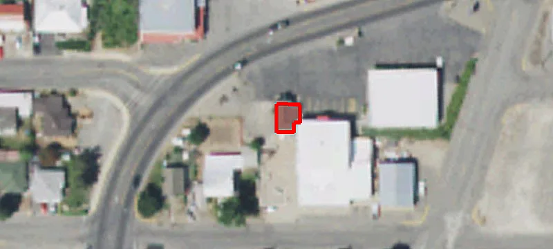 14 Riverside Dr