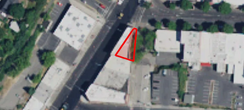 100 Grand Ave