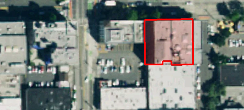 1528 Broadway