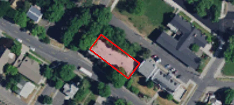 600 Campus St