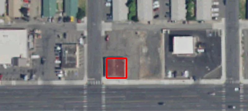 1207 Main St
