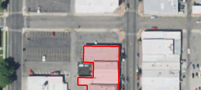 27 Main St