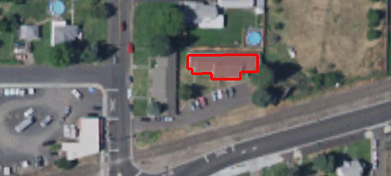 340 College Ave