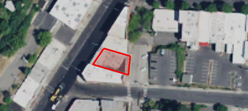 160 Grand Ave