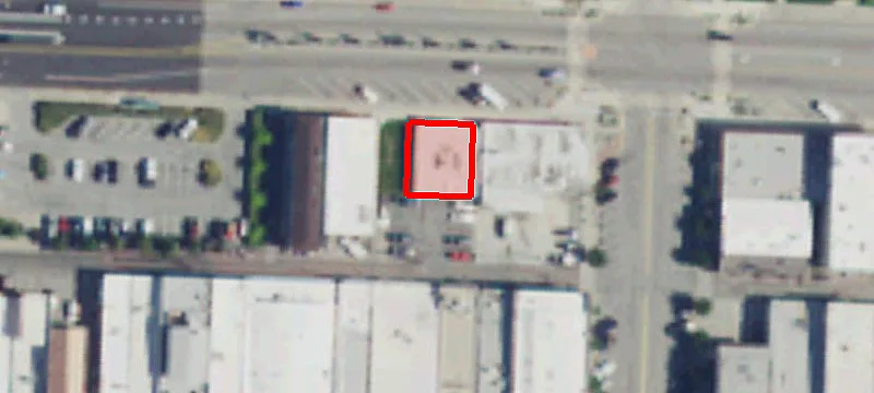 136 Johnson Ave
