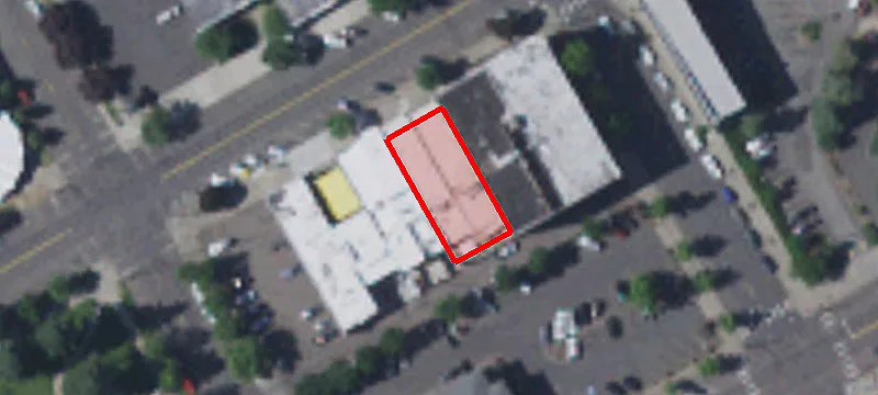 215 Main St