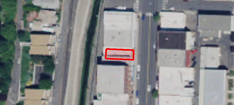 215 Main St