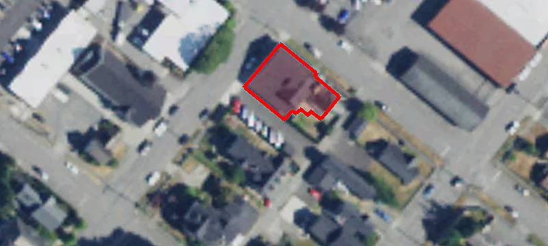 131 Cedar Ave