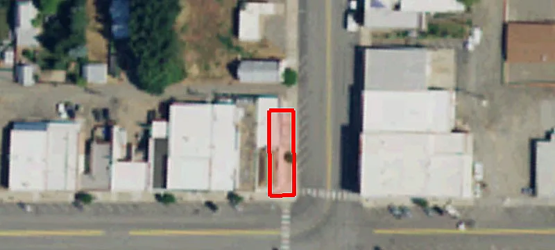104 Chelan Ave