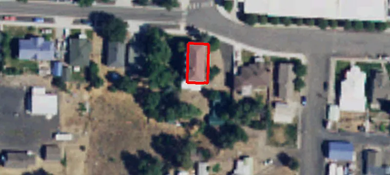 12 4th Ave