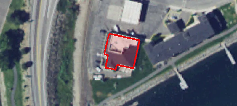 245 Lakeshore Dr