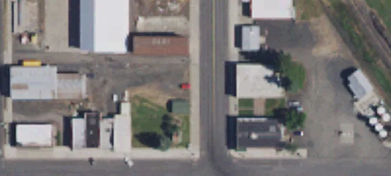 106 1st St