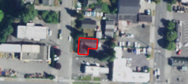 207 Cedar Ave