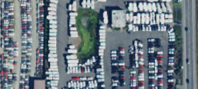 1100 Fwy Dr