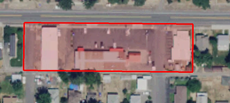 1390 Main St