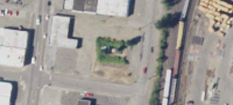 211 Frnt St