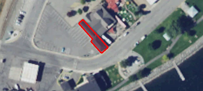 245 Lakeshore Dr