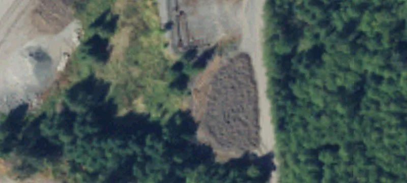 412th E St
