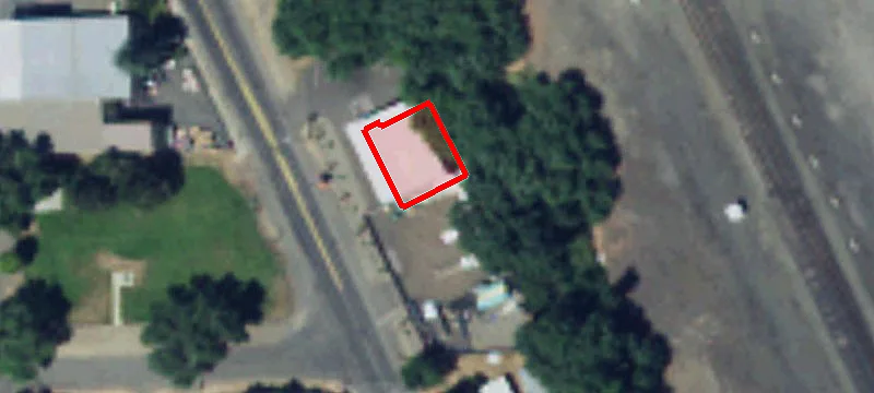 404 Railroad Ave