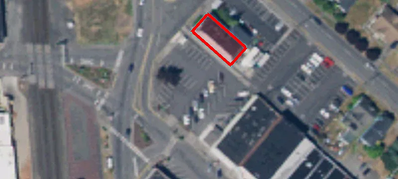 1321 Market Blvd