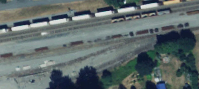 Railroad Ave