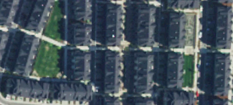 1045 10th NE Ave