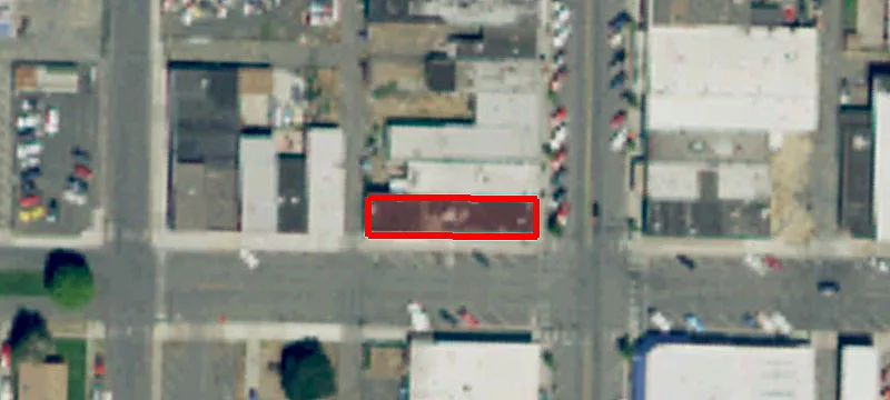 220 Wapato Ave
