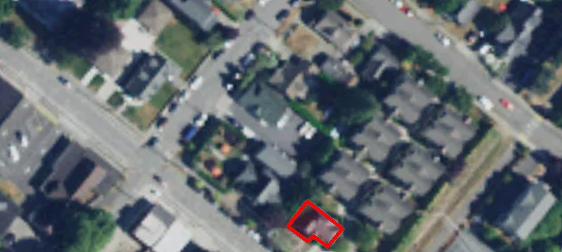 107 Maple Ave