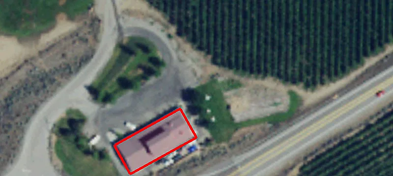 1 Edgewater Dr