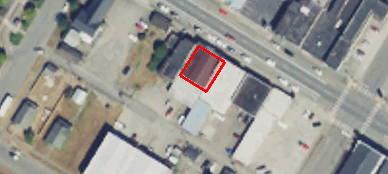 520 1st St