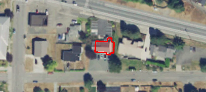 422 Lauridsen Blvd