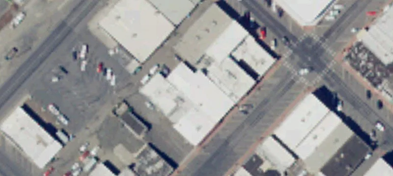 1122 Meade Ave