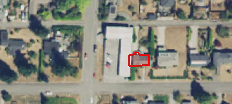301 Vashon Ave