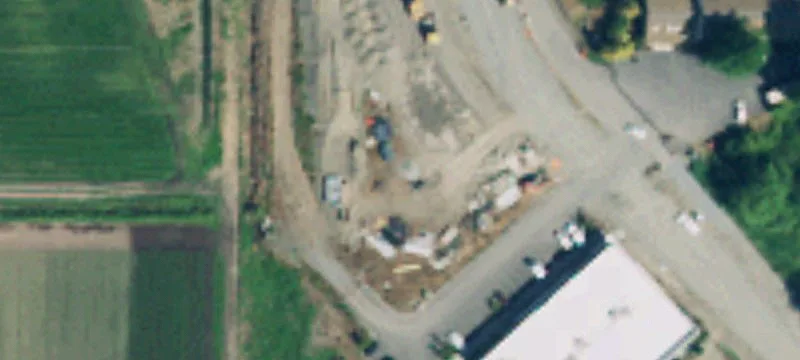 2100 Freeman E Rd