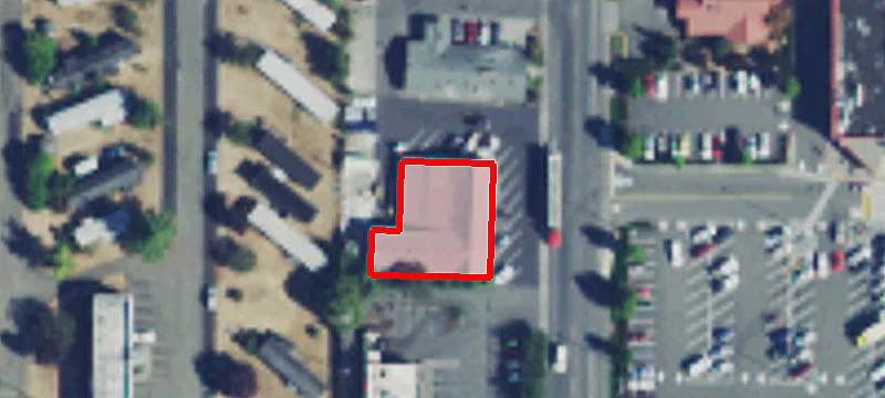 141 7th Ave