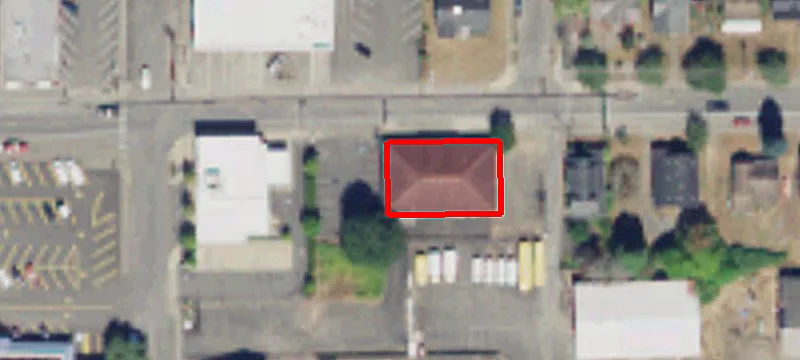 319 Pioneer Ave