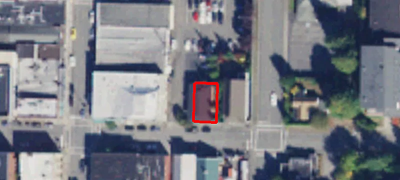215 3rd St