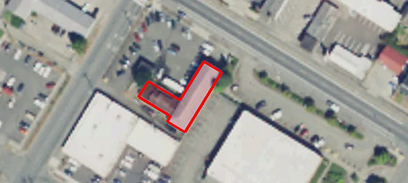 416 1st St