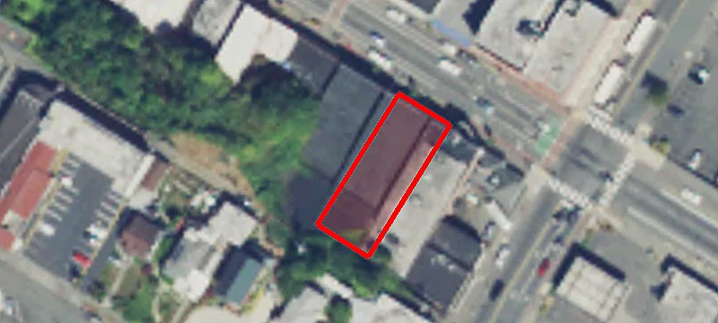124 1st St