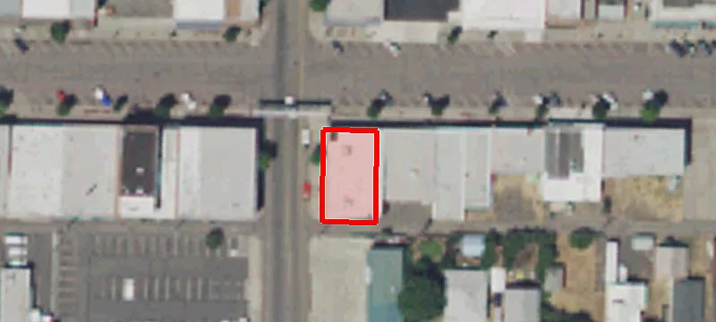 100 Main St