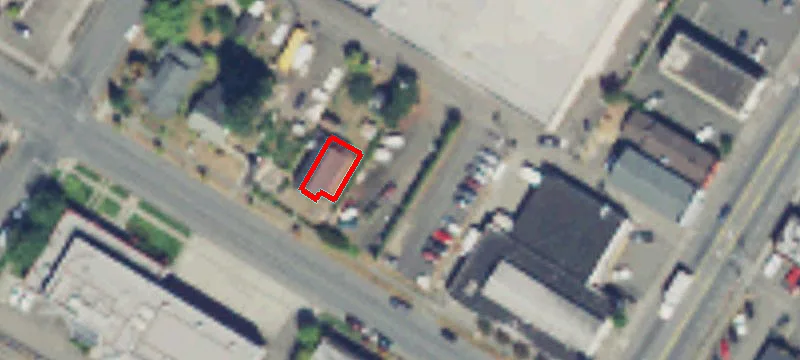 4th St