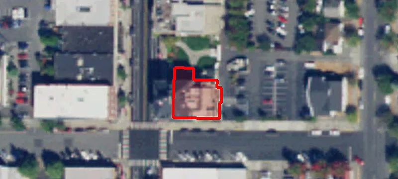 419 Commercial Ave