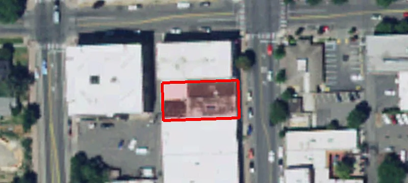421 Main St