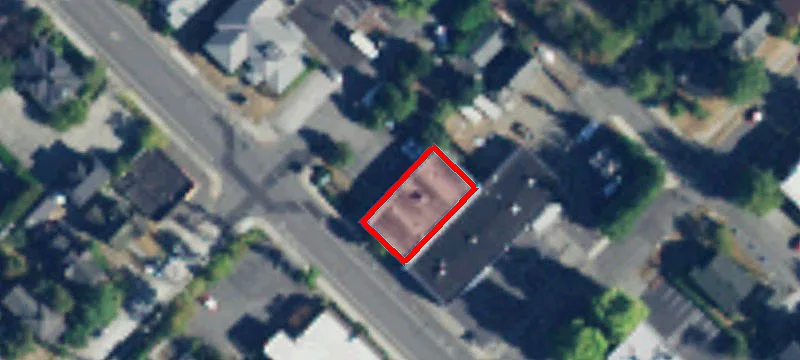 814 Dupont St