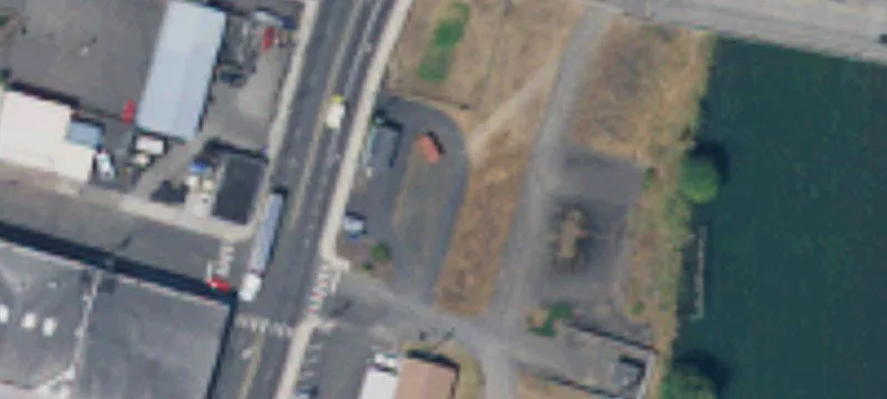 120 1st Ave